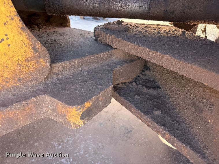 image for item FC2082 2008 New Holland W130B wheel loader