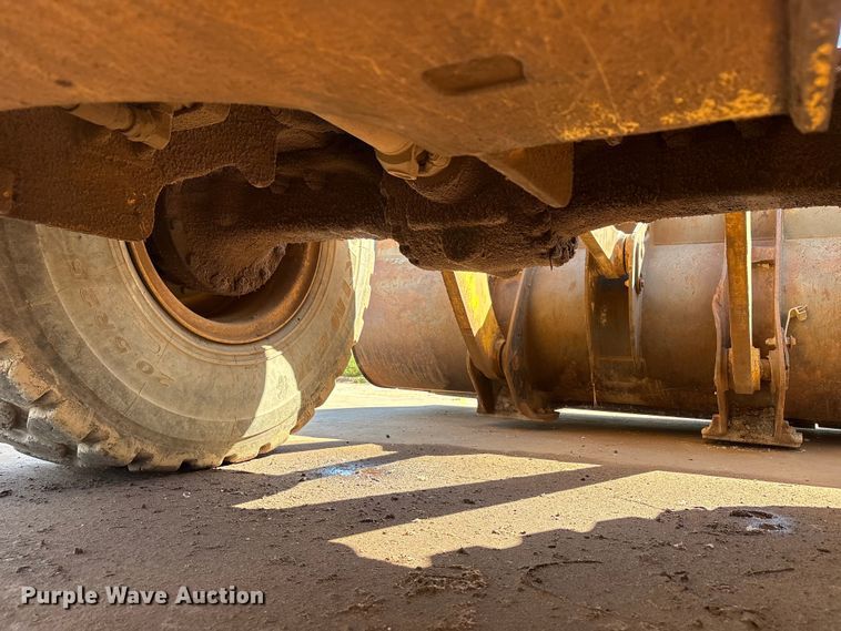 image for item FC2082 2008 New Holland W130B wheel loader