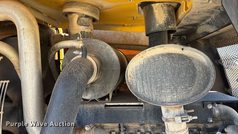 image for item FC2082 2008 New Holland W130B wheel loader