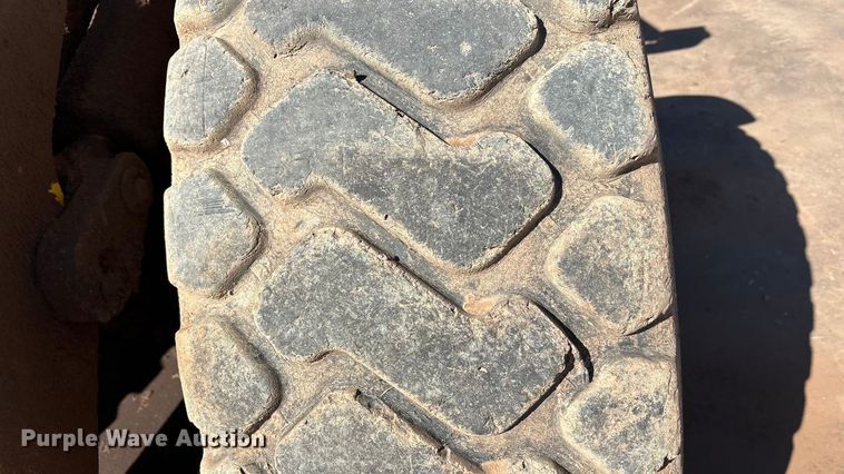 image for item FC2082 2008 New Holland W130B wheel loader