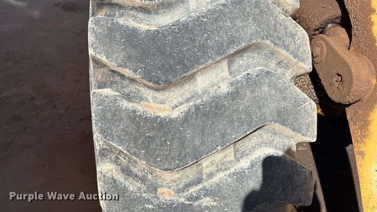 image for item FC2082 2008 New Holland W130B wheel loader