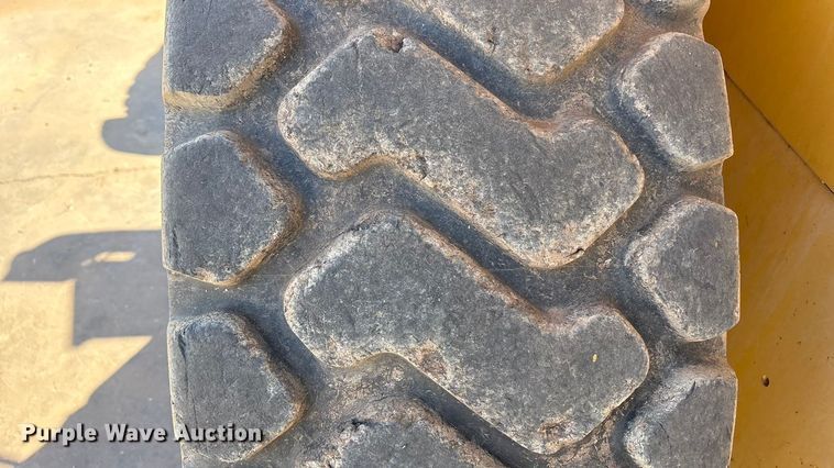 image for item FC2082 2008 New Holland W130B wheel loader