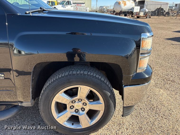 image for item FC2112 2015 Chevrolet Silverado 1500 LT Crew Cab pickup truck