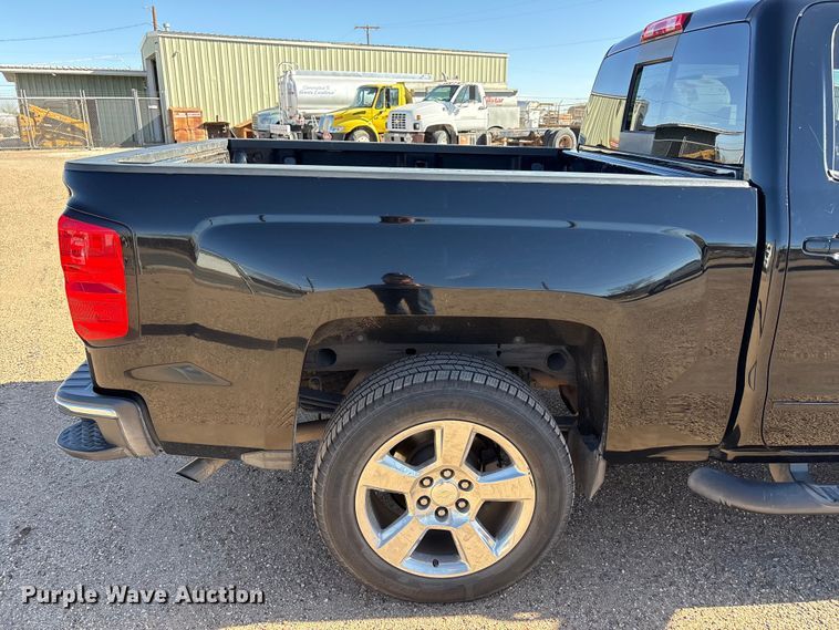 image for item FC2112 2015 Chevrolet Silverado 1500 LT Crew Cab pickup truck
