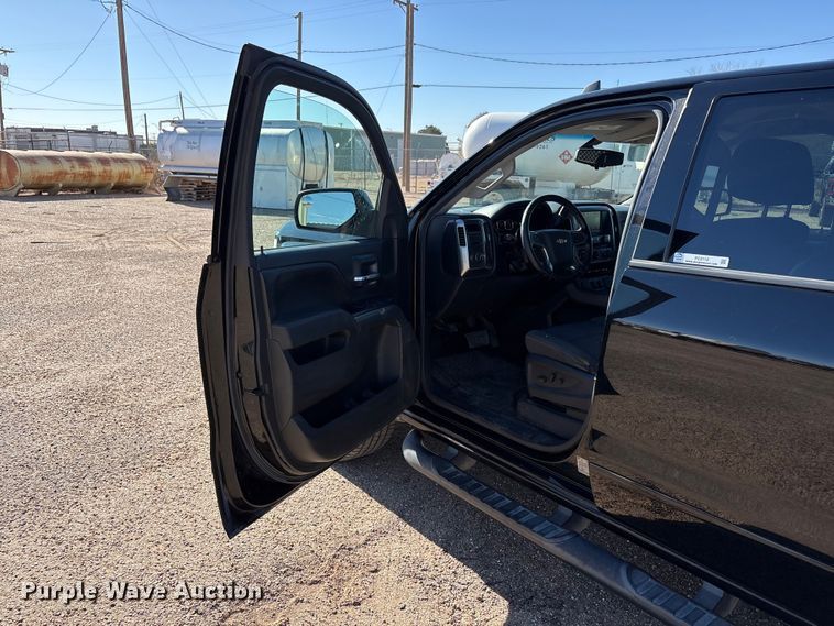 image for item FC2112 2015 Chevrolet Silverado 1500 LT Crew Cab pickup truck