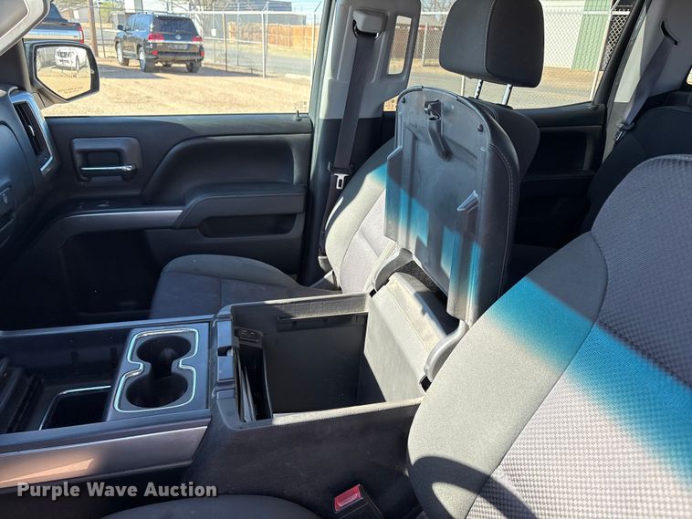 image for item FC2112 2015 Chevrolet Silverado 1500 LT Crew Cab pickup truck