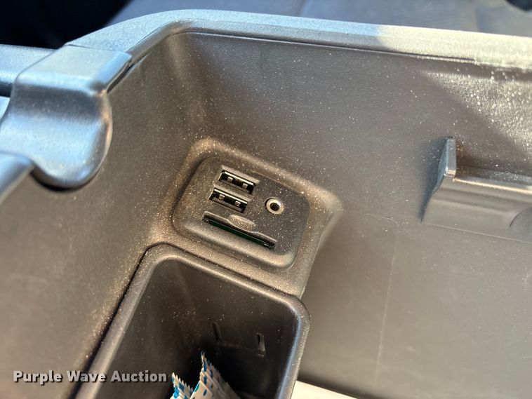 image for item FC2112 2015 Chevrolet Silverado 1500 LT Crew Cab pickup truck