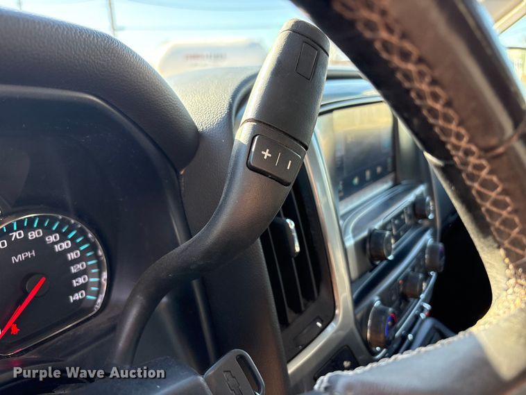 image for item FC2112 2015 Chevrolet Silverado 1500 LT Crew Cab pickup truck