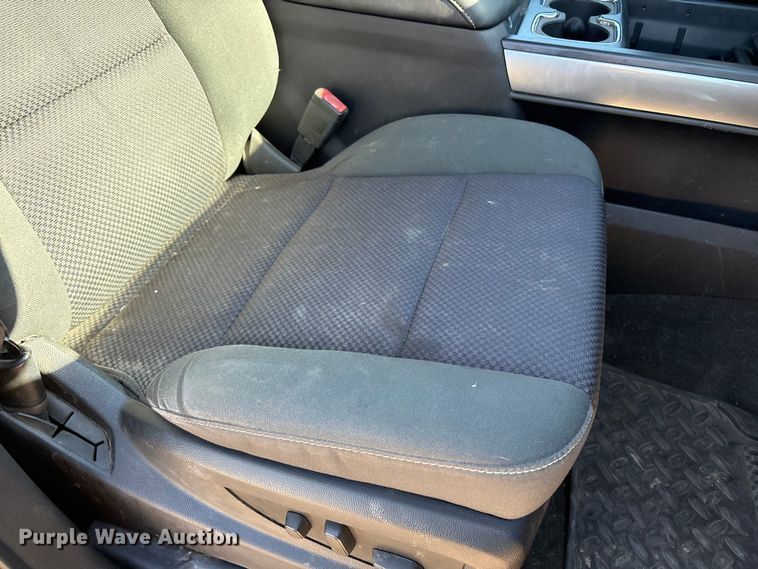 image for item FC2112 2015 Chevrolet Silverado 1500 LT Crew Cab pickup truck