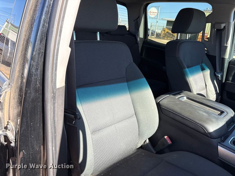 image for item FC2112 2015 Chevrolet Silverado 1500 LT Crew Cab pickup truck