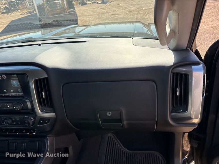 image for item FC2112 2015 Chevrolet Silverado 1500 LT Crew Cab pickup truck