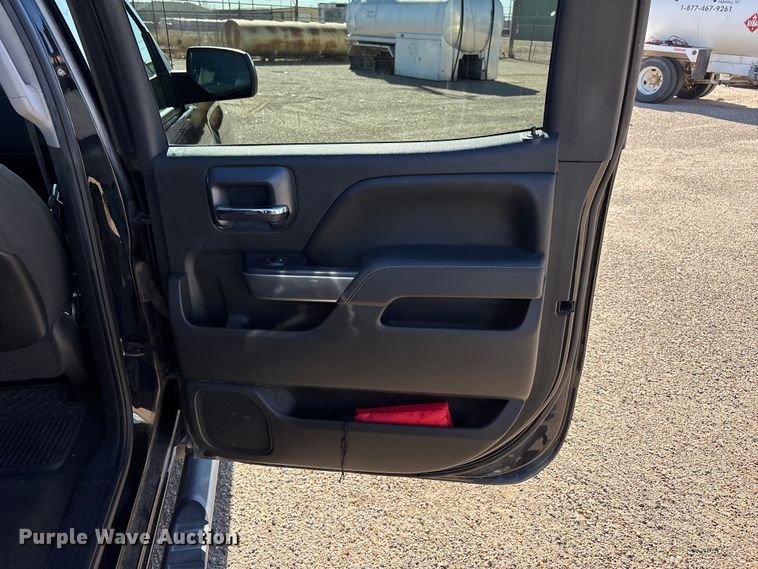 image for item FC2112 2015 Chevrolet Silverado 1500 LT Crew Cab pickup truck