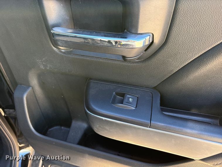 image for item FC2112 2015 Chevrolet Silverado 1500 LT Crew Cab pickup truck