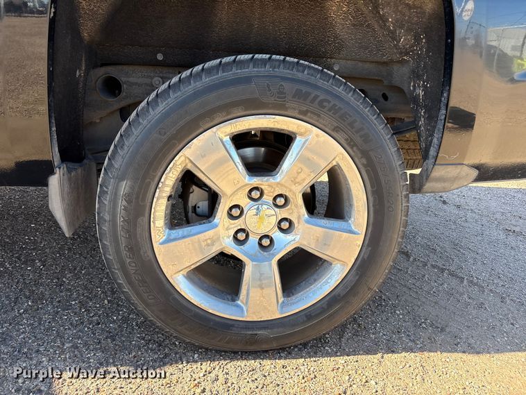 image for item FC2112 2015 Chevrolet Silverado 1500 LT Crew Cab pickup truck