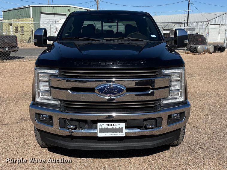 image for item FC2113 2017 Ford F350 King Ranch Crew Cab pickup truck