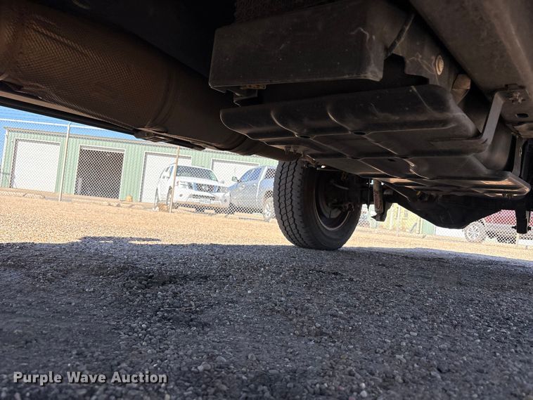 image for item FC2113 2017 Ford F350 King Ranch Crew Cab pickup truck