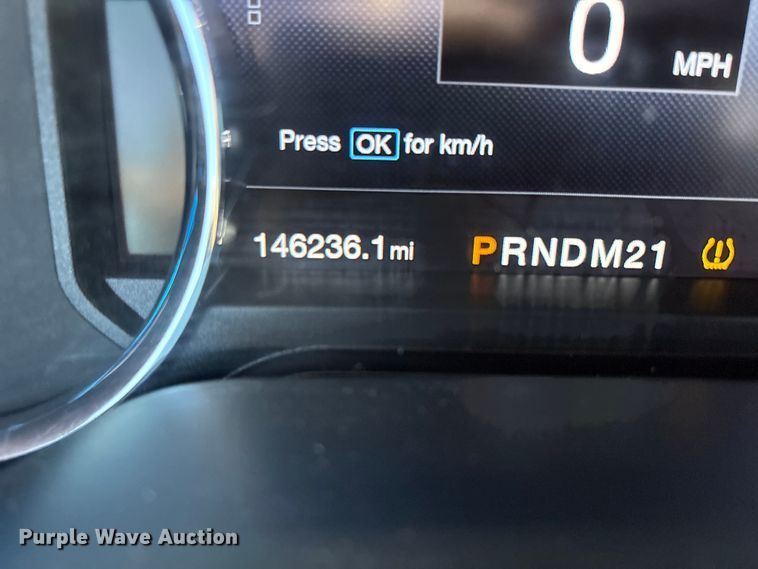 image for item FC2113 2017 Ford F350 King Ranch Crew Cab pickup truck