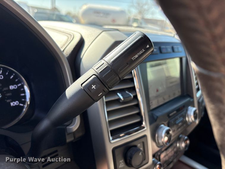 image for item FC2113 2017 Ford F350 King Ranch Crew Cab pickup truck