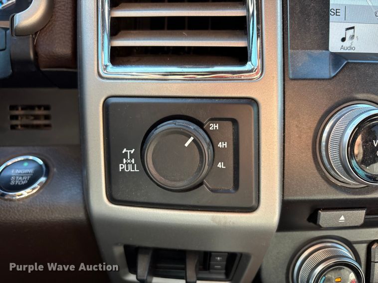 image for item FC2113 2017 Ford F350 King Ranch Crew Cab pickup truck