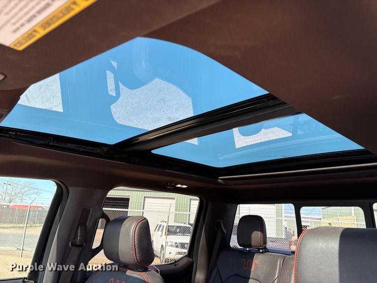 image for item FC2113 2017 Ford F350 King Ranch Crew Cab pickup truck