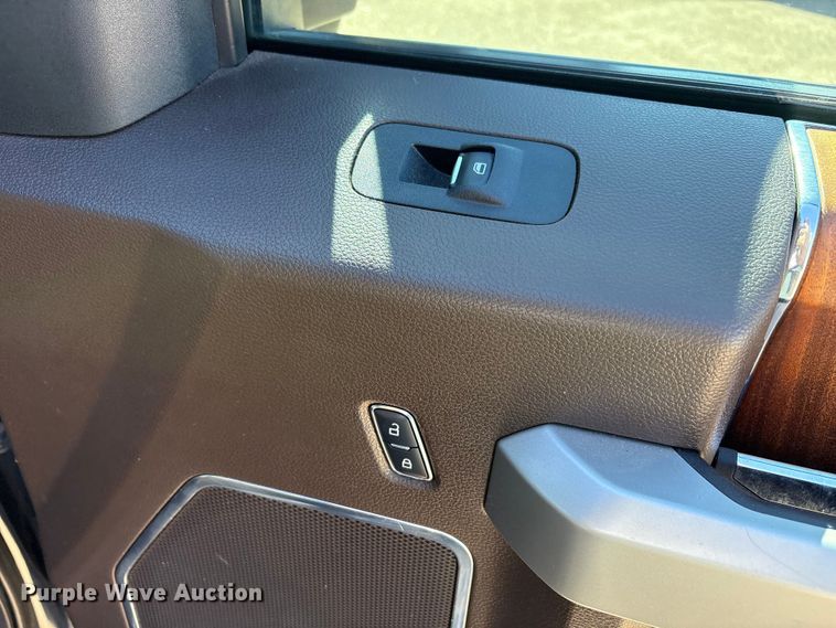 image for item FC2113 2017 Ford F350 King Ranch Crew Cab pickup truck