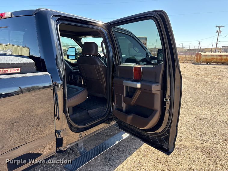 image for item FC2113 2017 Ford F350 King Ranch Crew Cab pickup truck