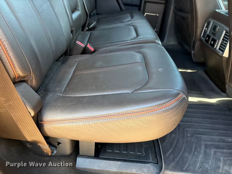 image for item FC2113 2017 Ford F350 King Ranch Crew Cab pickup truck