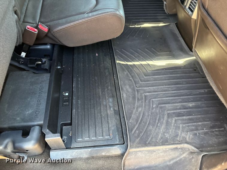 image for item FC2113 2017 Ford F350 King Ranch Crew Cab pickup truck