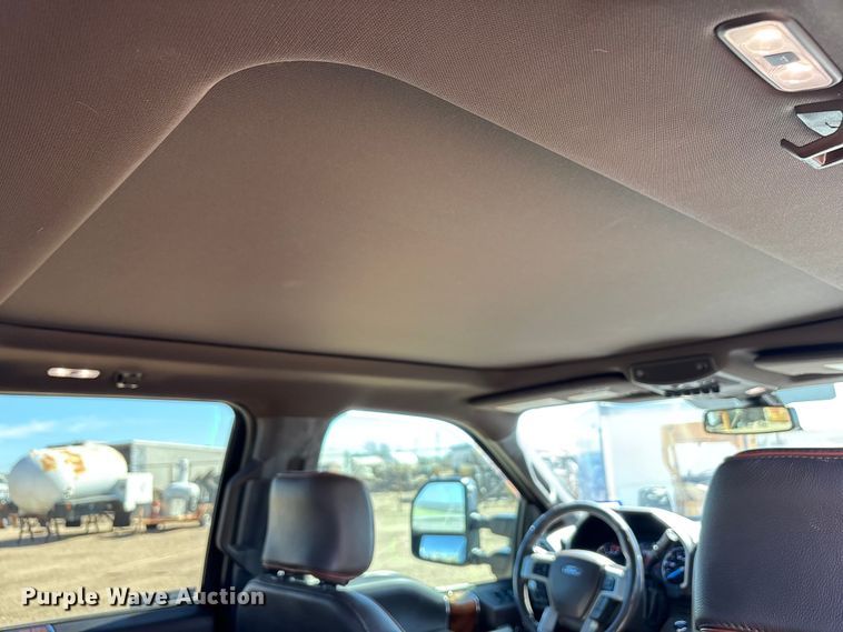 image for item FC2113 2017 Ford F350 King Ranch Crew Cab pickup truck