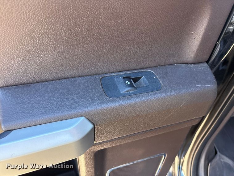 image for item FC2113 2017 Ford F350 King Ranch Crew Cab pickup truck