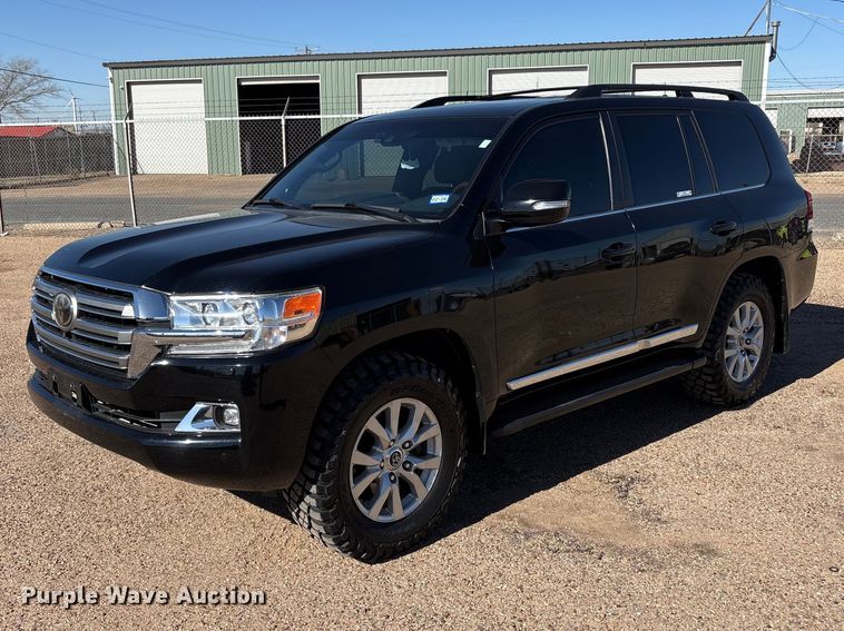 image for item FC2114 2016 Toyota Land Cruiser SUV