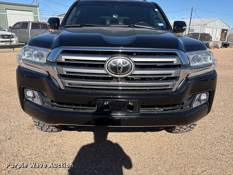 image for item FC2114 2016 Toyota Land Cruiser SUV