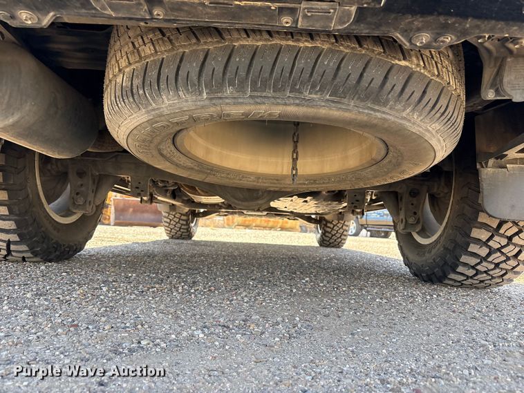 image for item FC2114 2016 Toyota Land Cruiser SUV