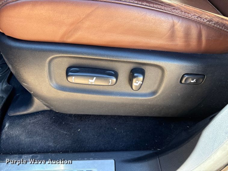 image for item FC2114 2016 Toyota Land Cruiser SUV