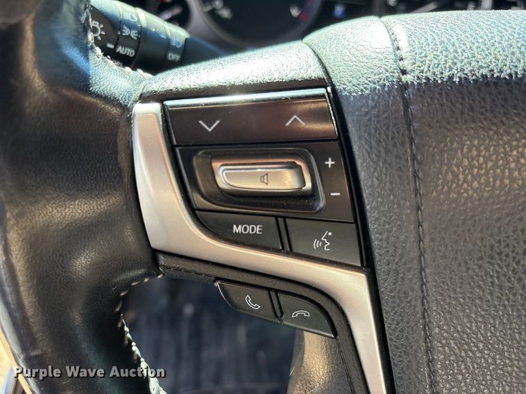 image for item FC2114 2016 Toyota Land Cruiser SUV