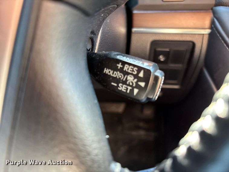 image for item FC2114 2016 Toyota Land Cruiser SUV