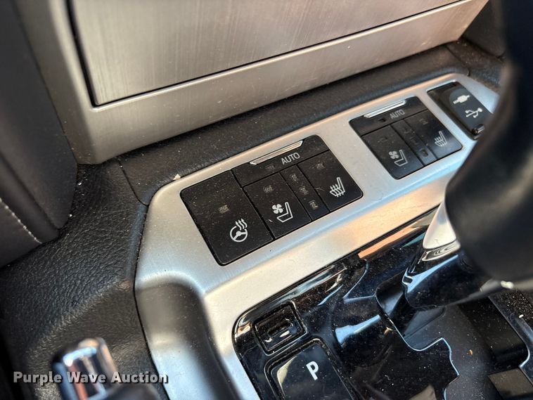 image for item FC2114 2016 Toyota Land Cruiser SUV