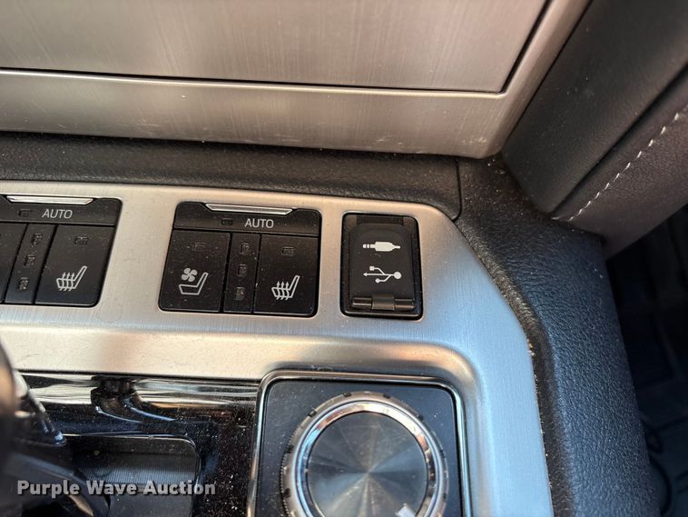 image for item FC2114 2016 Toyota Land Cruiser SUV