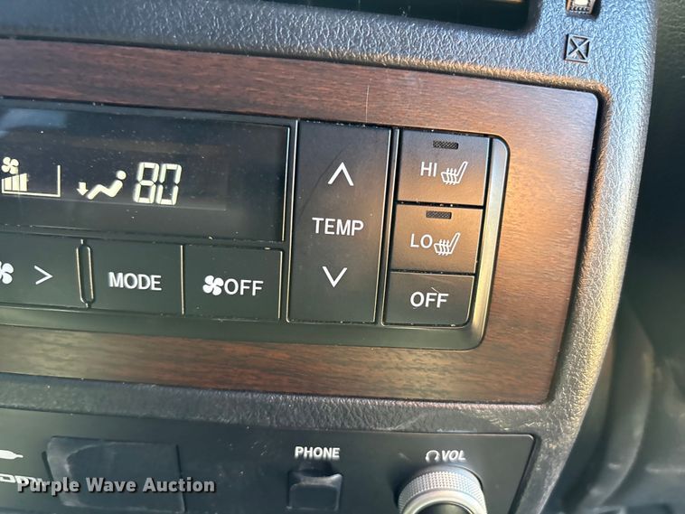 image for item FC2114 2016 Toyota Land Cruiser SUV