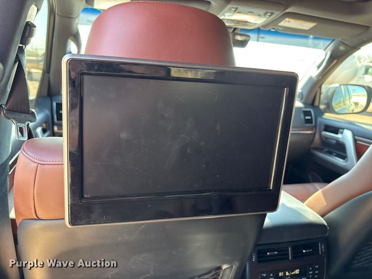 image for item FC2114 2016 Toyota Land Cruiser SUV