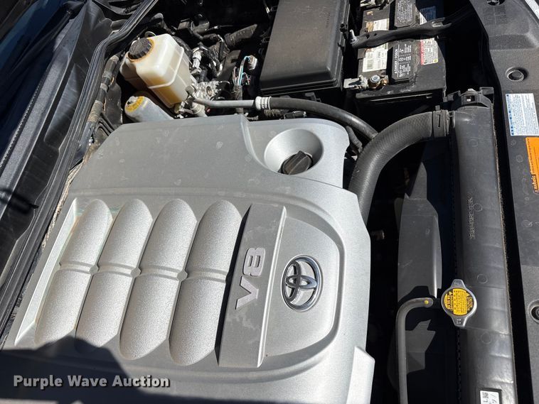 image for item FC2114 2016 Toyota Land Cruiser SUV