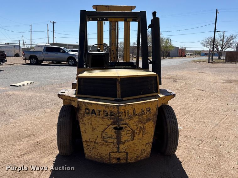 image for item FC2116 Caterpillar V150 forklift