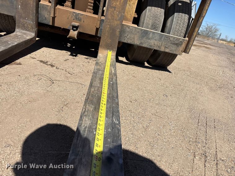 image for item FC2116 Caterpillar V150 forklift