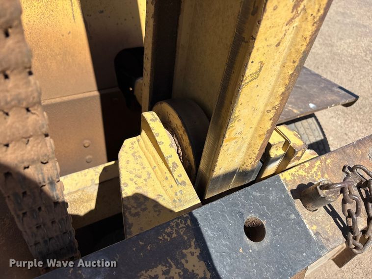 image for item FC2116 Caterpillar V150 forklift