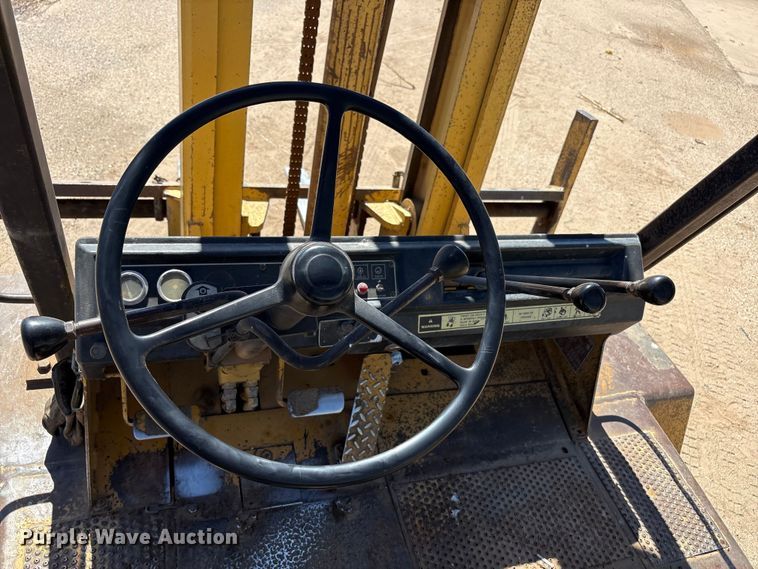 image for item FC2116 Caterpillar V150 forklift