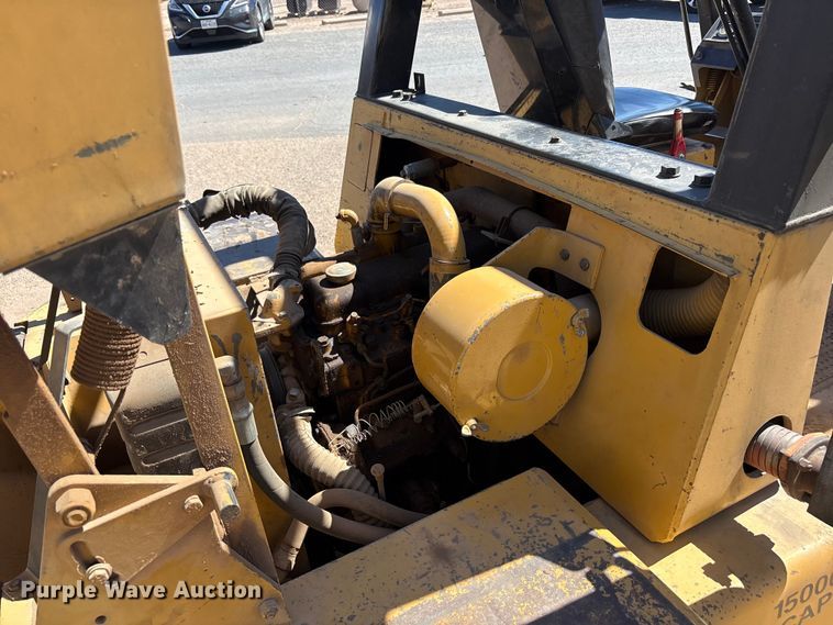 image for item FC2116 Caterpillar V150 forklift