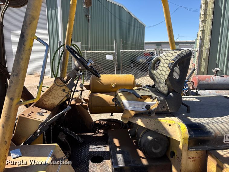 image for item FC2117 1997 Wiggins W84 VU forklift