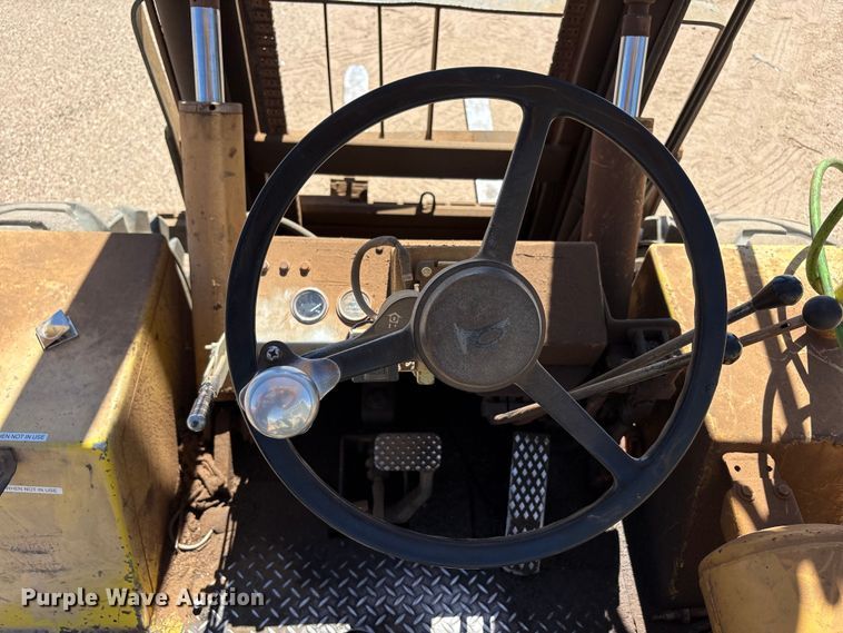 image for item FC2117 1997 Wiggins W84 VU forklift