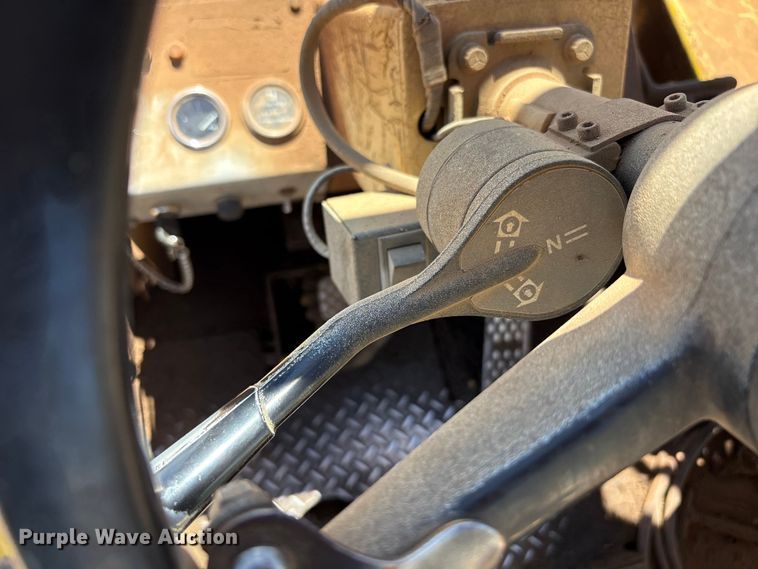 image for item FC2117 1997 Wiggins W84 VU forklift