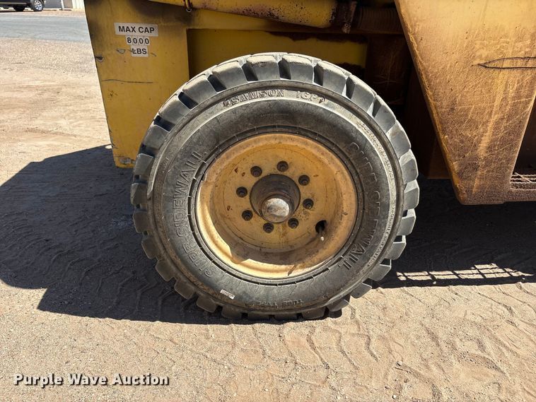 image for item FC2117 1997 Wiggins W84 VU forklift